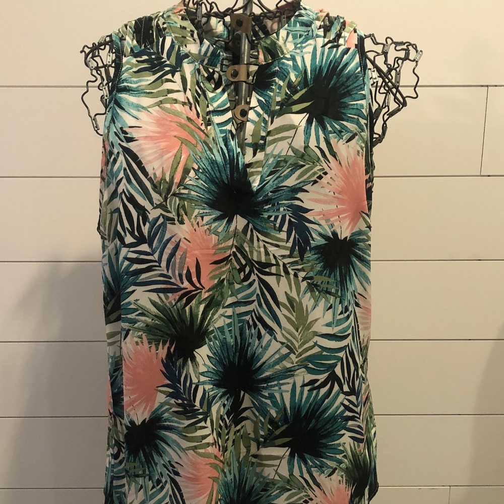 Rue21 Tropical Print Blouse